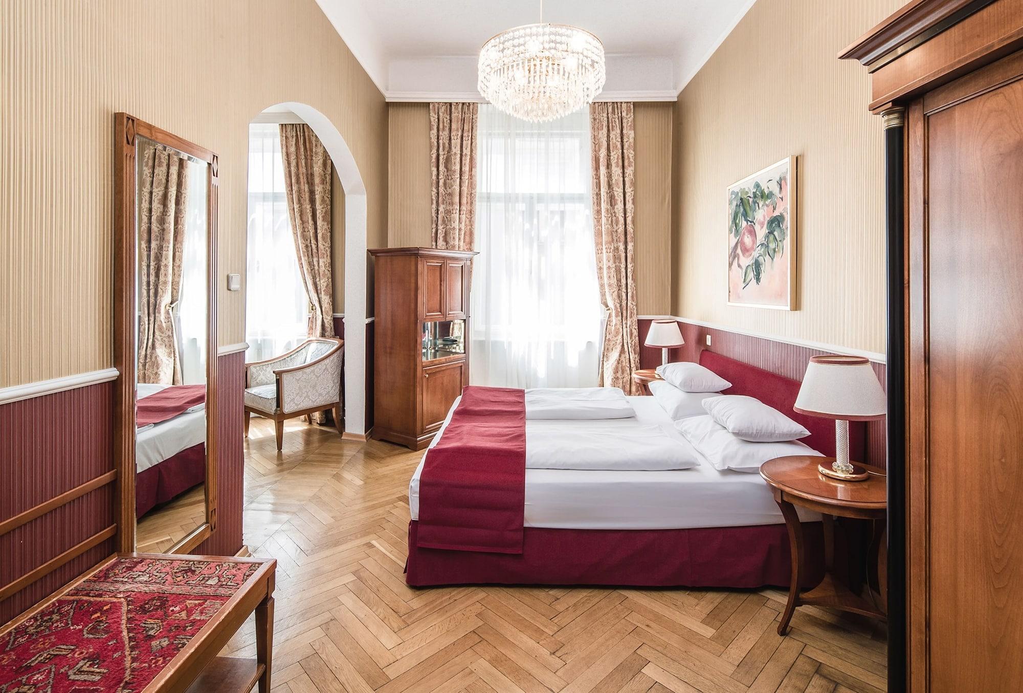 Palais-Hotel Erzherzog Johann Graz Ngoại thất bức ảnh