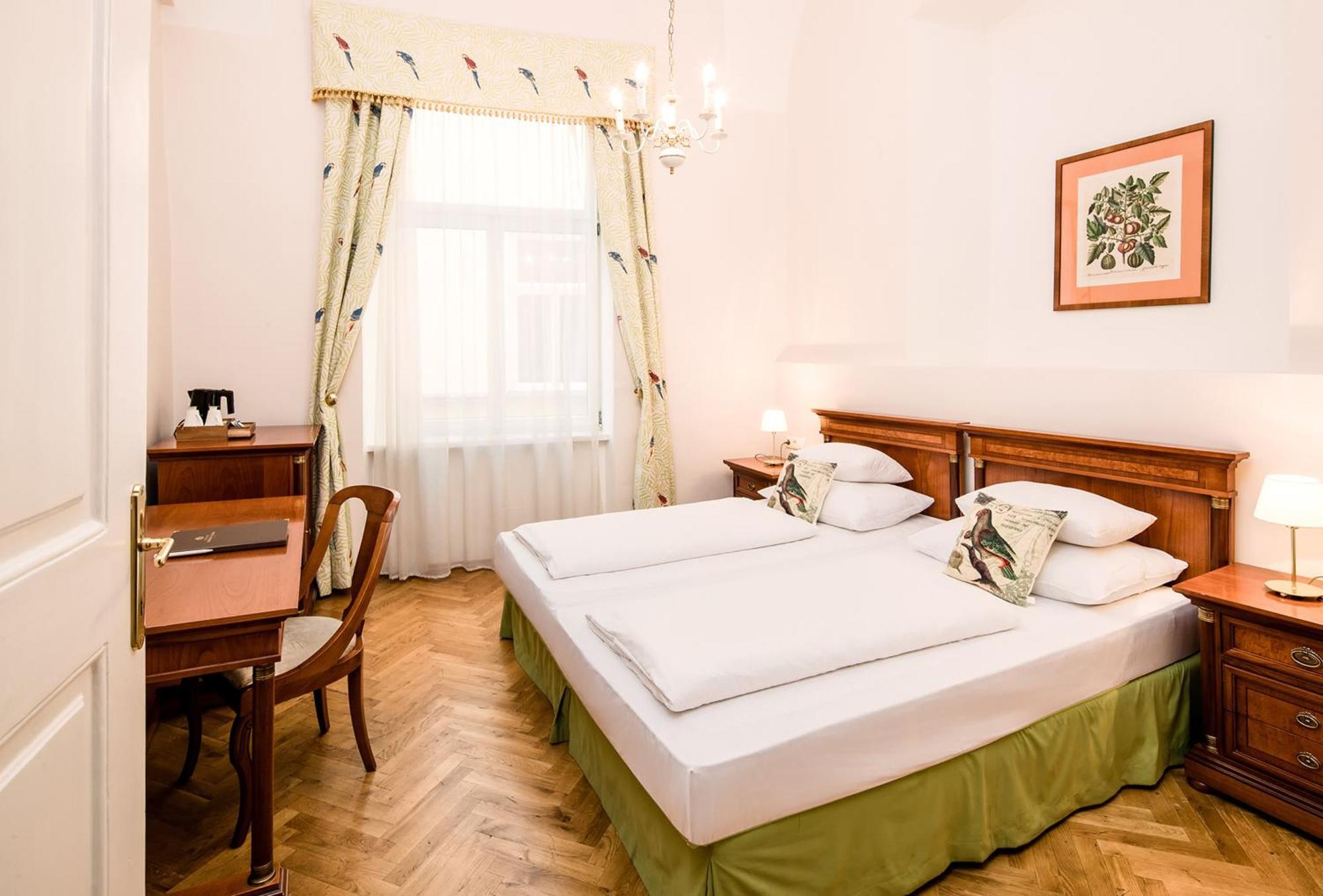 Palais-Hotel Erzherzog Johann Graz Ngoại thất bức ảnh