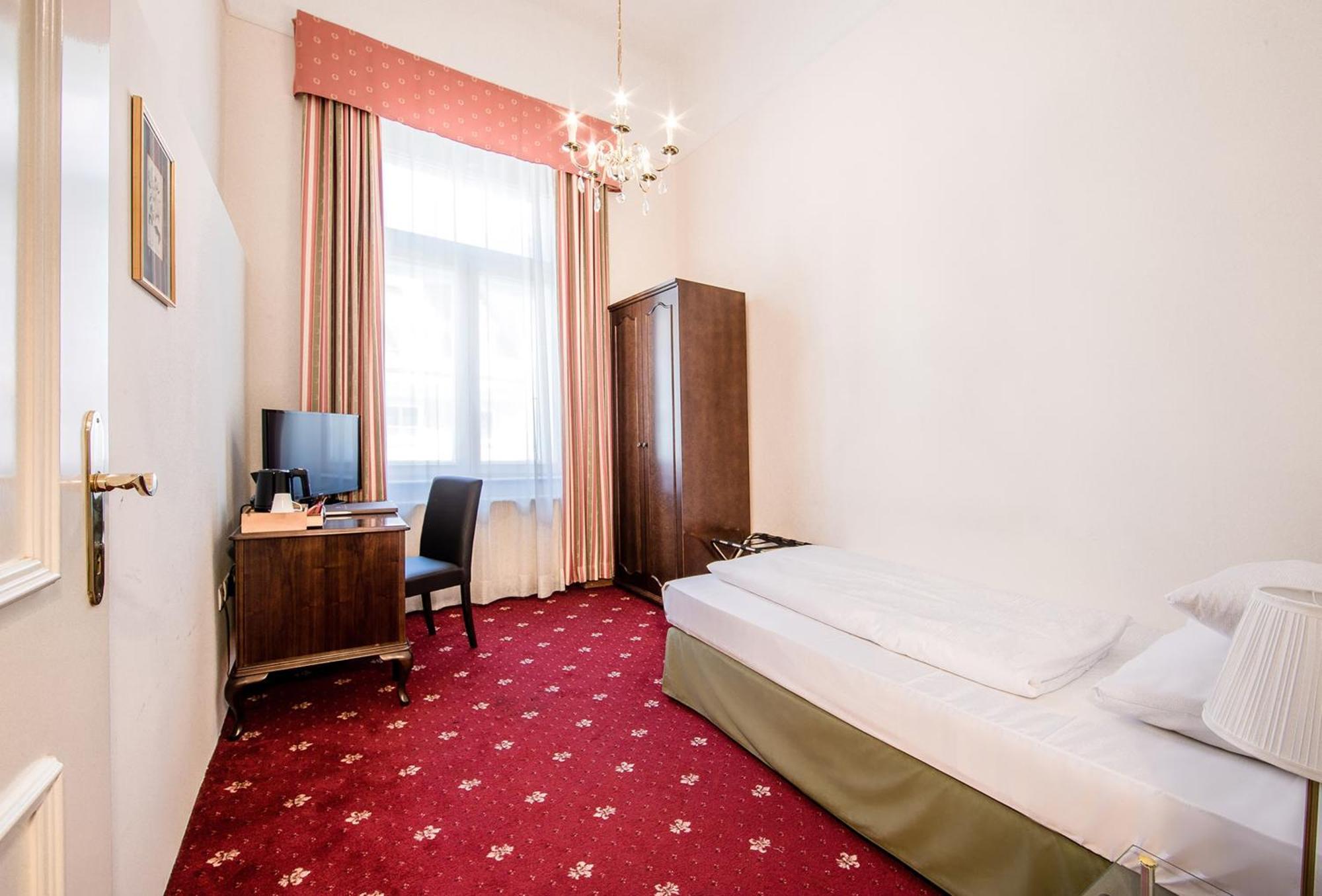 Palais-Hotel Erzherzog Johann Graz Phòng bức ảnh