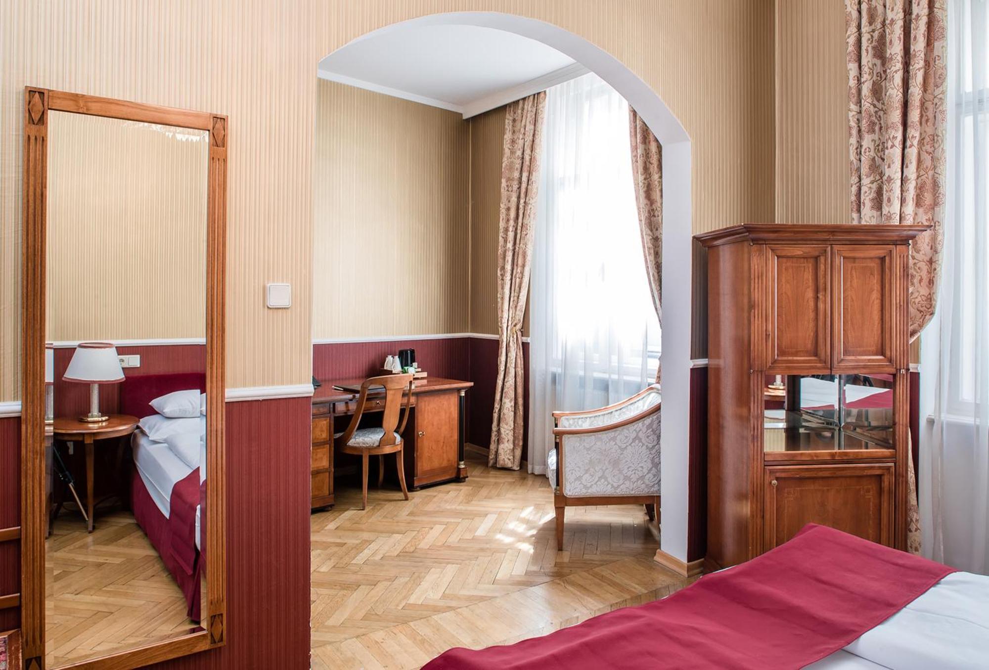 Palais-Hotel Erzherzog Johann Graz Ngoại thất bức ảnh